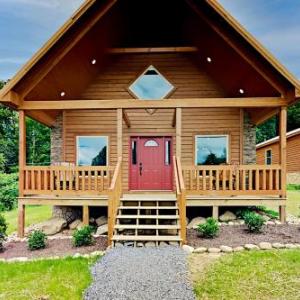 New Cabin by Natural Forest - Private Hot Tub cabin