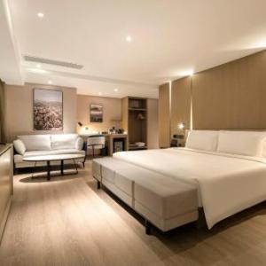 Atour Hotel Wuhan Square Hankou Financial Center