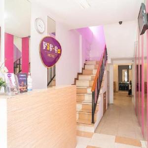 Urbanview Hotel FiFFa Kauman Malang