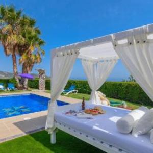 Villa Elvira Torrox by Ruralidays