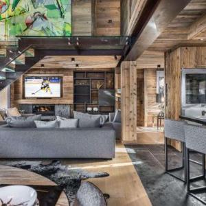 Chalet de luxe avec jacuzzi salle cinéma et piscine au centre de Megève - FR-1-569-10