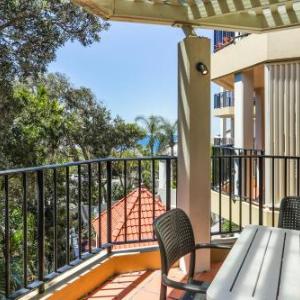 Seaside apartment minutes from Sunshine Beach