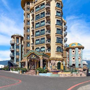 Hotel Moon