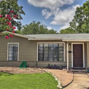 San Antonio Home with Patio 4 Mi to Downtown