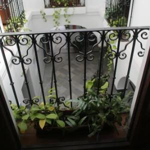 Wake up in Tarifa Hostel & Restaurant Lounge