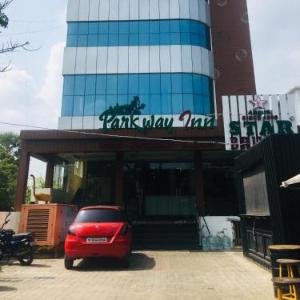 hotel parkwayinn