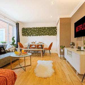Olaf House by Yoko Property