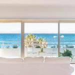 Amazing Beach Apt Panoramic View next to Marina Alimos Athens