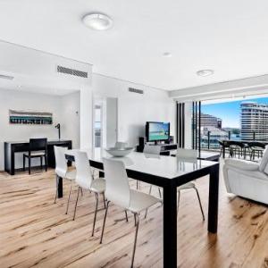 3BR Apartment Hinterland Views - Sierra Grand CoastHM
