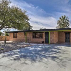 Vibrant Tucson Home Pool Hot Tub and Fire Pit