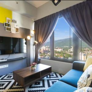 Modern Stylish F&F 2B2R @218 Macalister Georgetown