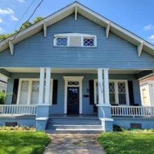 Ole Arbor Historic Home-Centrally Located-Rosehill