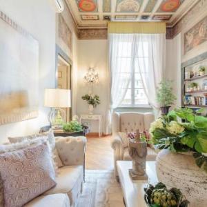 Casa San Giovanni Romantic LUCCA apartment With View Over a Church