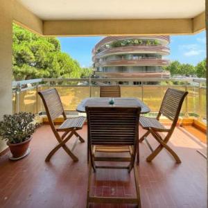 Nice Studio With Balcony Near The Beach