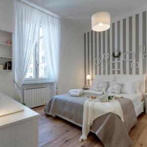 Cavour Apartments by Mamo Florence