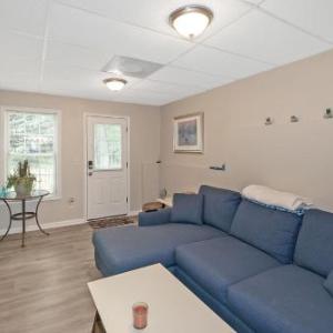 Decatur Delivers Delightful 1 Bedroom Lower-Level Apartment
