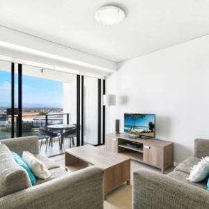 Hinterland Views 2BR apartment - Sierra Grand - CoastHM