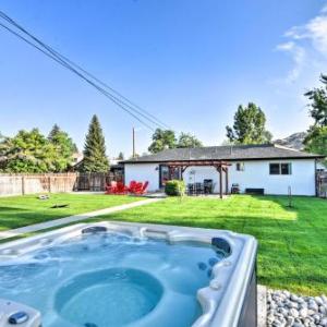 Salida Escape with Hot Tub - 2 Blocks to River!