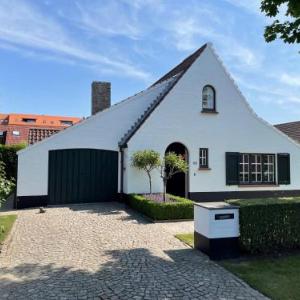 Casa Newport