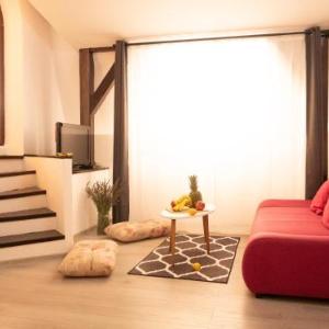 One Love Terrace Apartment