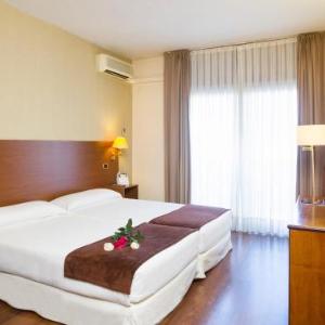 Ipanema Hotel by gaiarooms