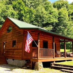 Cozy Cabin Surrounded By Streams