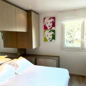 Chambre idéalement située à 50m de la Croisette