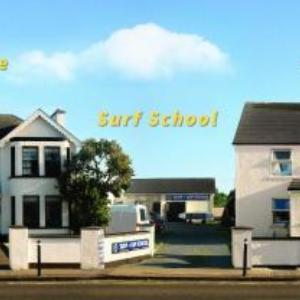 SURFNSTAY Strandhill Lodge Hostel & Surf