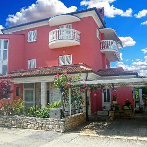 Apartment 356