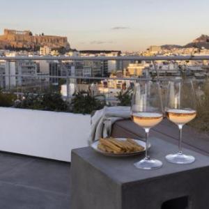 NEW STUNNING PENTHOUSE W/SPECTACULAR VISTAS!