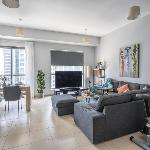 Artistic Waterfront Apt Perfect for Beach Lovers Dubai