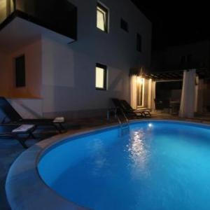 Villa Essenza Rossa in Vodice only 650 meters from the beach