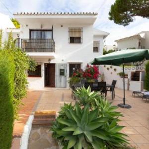 La Casa Chica