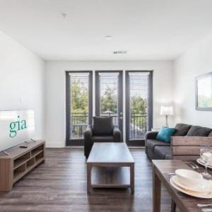 Stay Gia - Modern 2 Bedroom Apartment