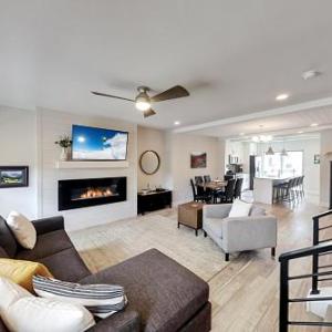 Wasatch Springs All-Suite - 2 Car Garage townhouse