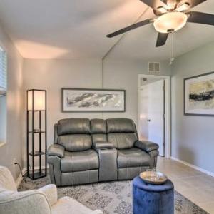 Idyllic Largo Escape with Patio 4 Mi to Beach!