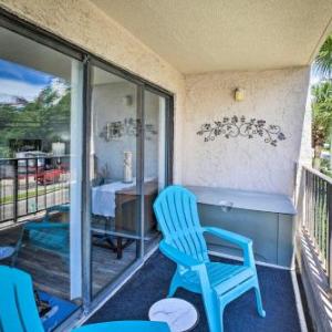 Myrtle Beach Condo with Balcony Walk to Beach!