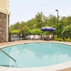 Country Inn & Suites by Radisson Asheville West