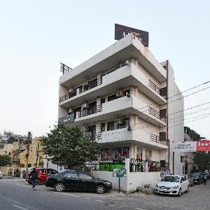 Hotel Admire Inn Sec-19 BY ASPL