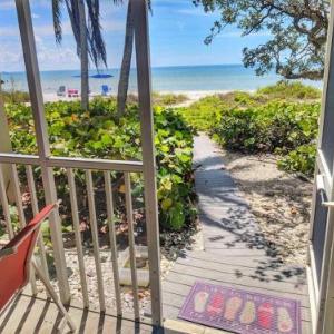 Premier Beachfront Residence at Villa Sanibel