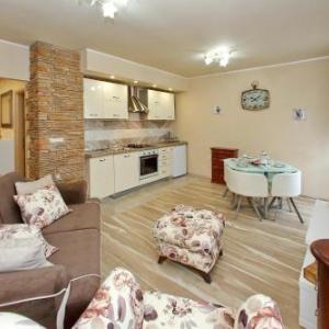 Few steps from the center - new and modern apartment for 4 persons