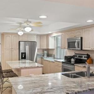 Gorgeous Corner Residence at Esteemed Pointe Santo de Sanibel Resort Community