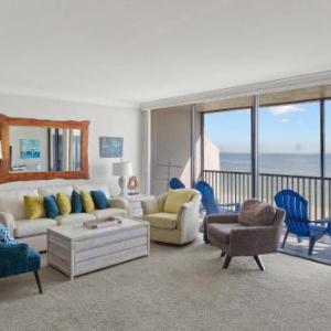 Gorgeous Beachfront Penthouse at Sundial of Sanibel