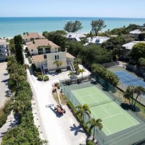 Exclusive Villa Sanibel Retreat Steps to Beach