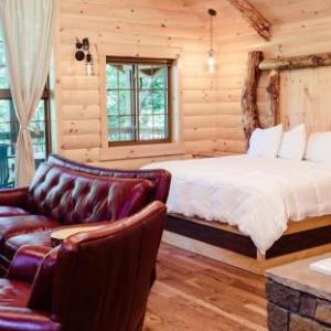 Treehouse #0 by Amish Country Lodging