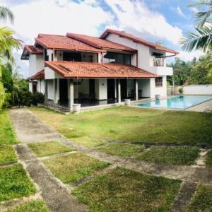 Villa 42