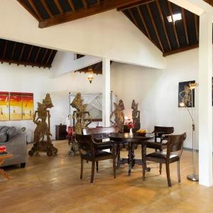 Studio Rumah Pojok