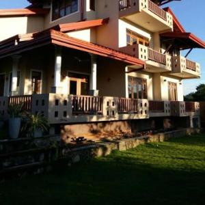 Green View Villa