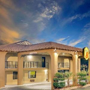 Super 8 by Wyndham Cartersville