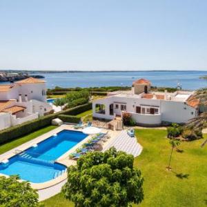 Villa Mercedes by Villa Plus